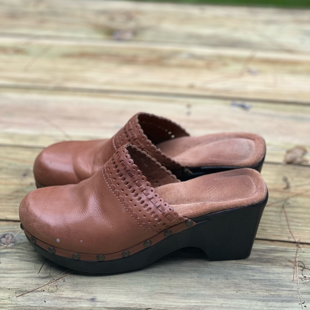 Vintage Women's Brown Leather Clogs